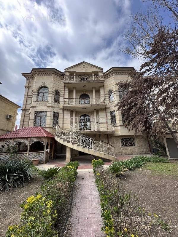 8-комн. · 600 m² · 4/4 этаж, Cəfər Xəndan küçəsi