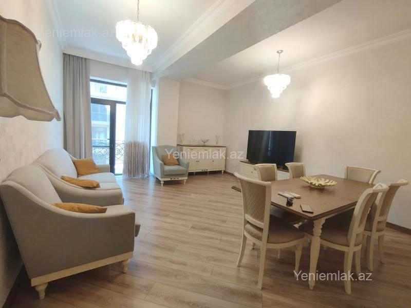 4 otaqlı mənzil, 160 m², Hayat Park, 2 800 AZN