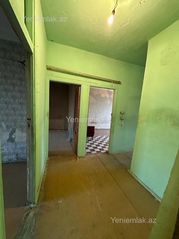 Qaraçuxurda 4 otaqlı köhnə tikili mənzil satılır, 110 m², 164 000 AZN, şəkil 5 / 12