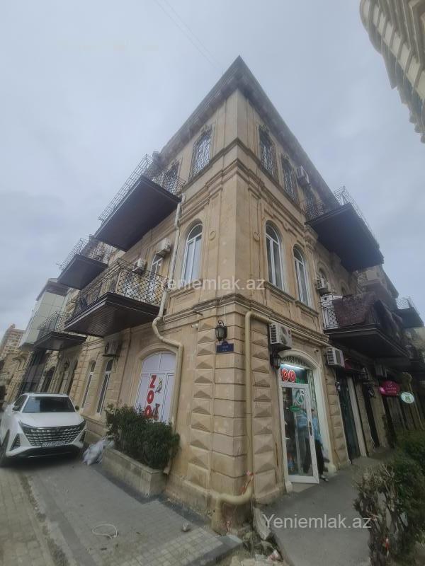 3 otaqlı Bina evi menzil, Səbail rayonu, Bakı