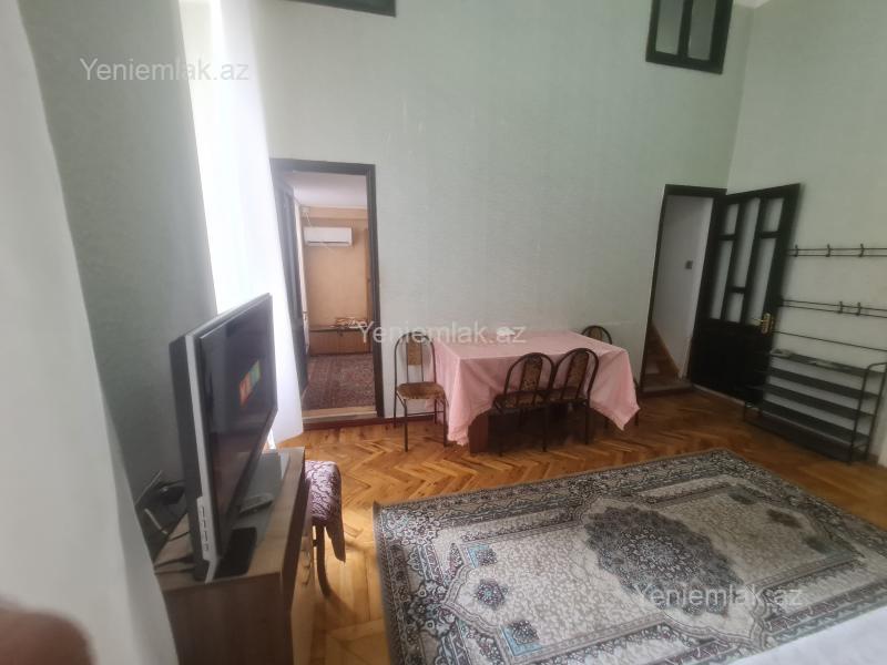 3 otaqlı Bina evi menzil, Səbail rayonu, Bakı