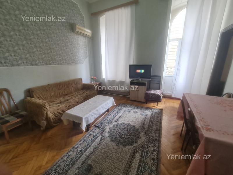 3 otaqlı Bina evi menzil, Səbail rayonu, Bakı