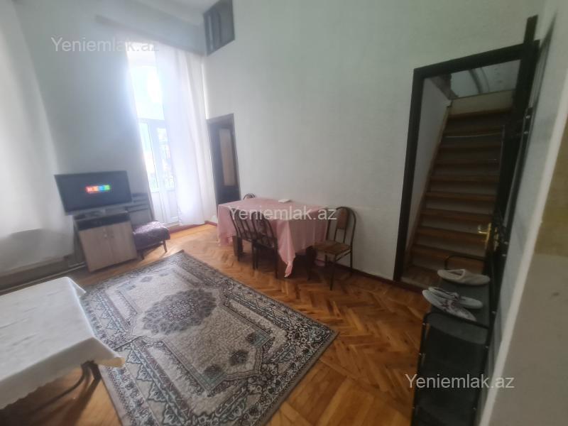 3 otaqlı Bina evi menzil, Səbail rayonu, Bakı