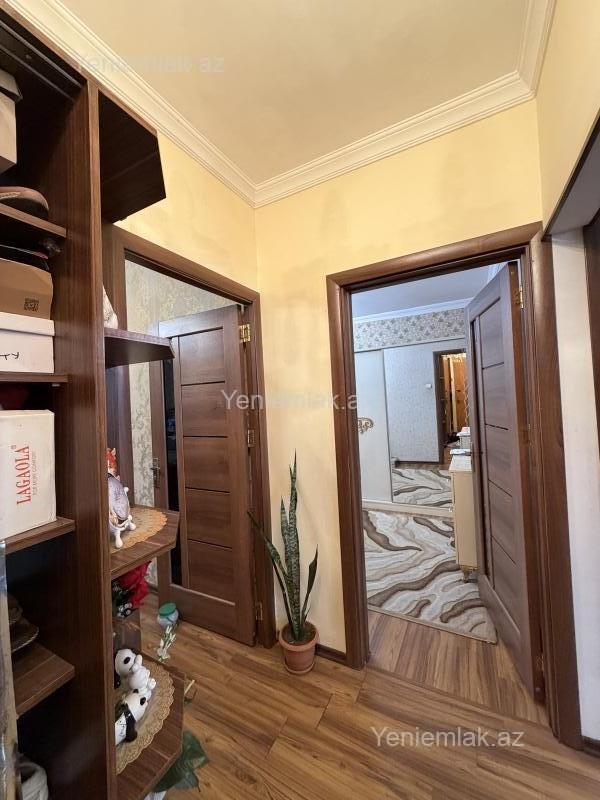 3 otaq · 95 m² · 4/5 mərtəbə, Bakıxanov