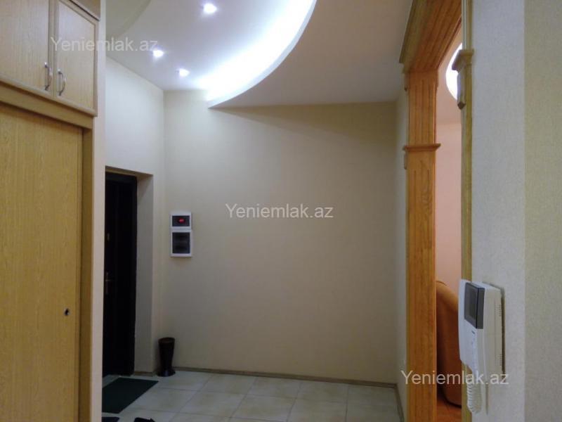 3 otaq · 150 m² · 5/12 mərtəbə, 8 Noyabr