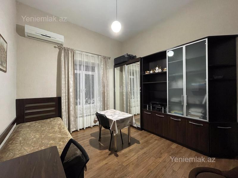 1 otaq · 30 m² · 2/2 mərtəbə, Sahil