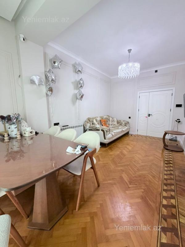 Nizamidə 3 otaqlı köhnə tikili mənzil satılır, 100 m², 285 000 AZN, şəkil 2 / 12