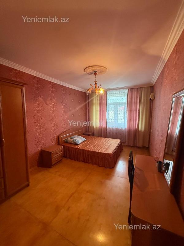 Продаётся 3-комнатная квартира в старом фонде, Bakıxanov, 100 м², 195 000 AZN, фото 2 / 12