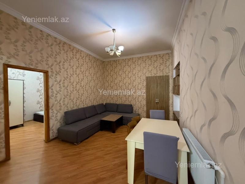 3-room old-build apartment for rent in Zabrat, 90 m², 450 AZN/mo, photo 2 / 5