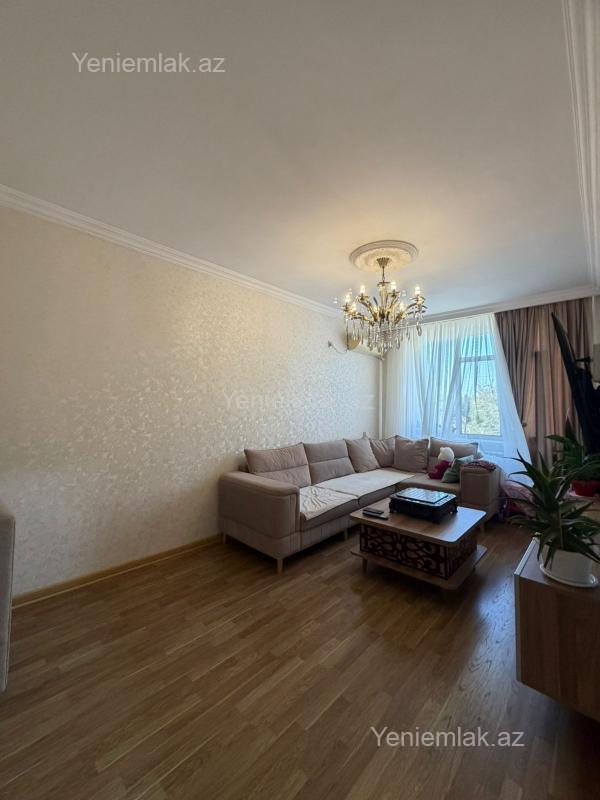Bakıxanovda 2 otaqlı köhnə tikili mənzil satılır, 65 m², 158 000 AZN, şəkil 3 / 12