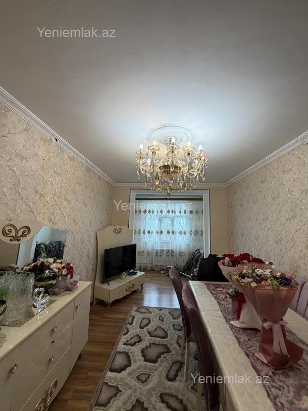 Bakıxanovda 3 otaqlı köhnə tikili mənzil satılır, 95 m², 188 000 AZN, şəkil 3 / 12