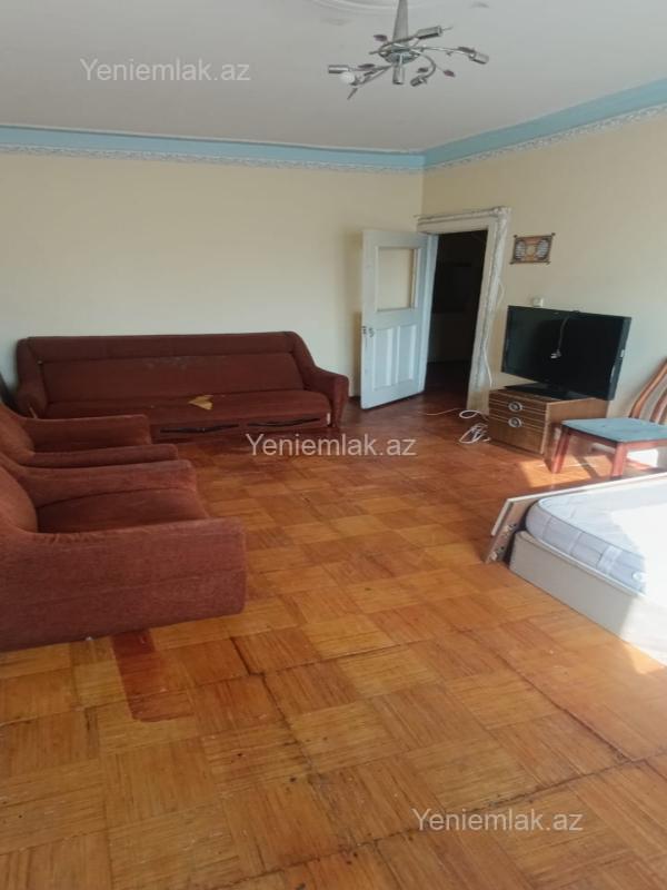 Qara Qarayevdə 2 otaqlı köhnə tikili mənzil kirayə verilir, 80 m², 500 AZN/ay, şəkil 3 / 12