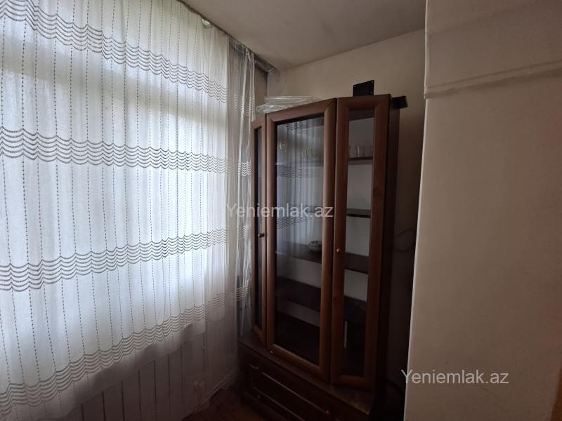 Qara Qarayevdə 1 otaqlı köhnə tikili mənzil kirayə verilir, 40 m², 400 AZN/ay, şəkil 3 / 12