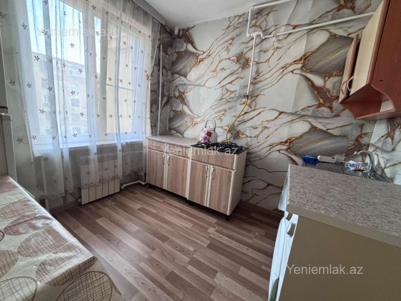 Qara Qarayevdə 1 otaqlı köhnə tikili mənzil kirayə verilir, 40 m², 500 AZN/ay, şəkil 4 / 7