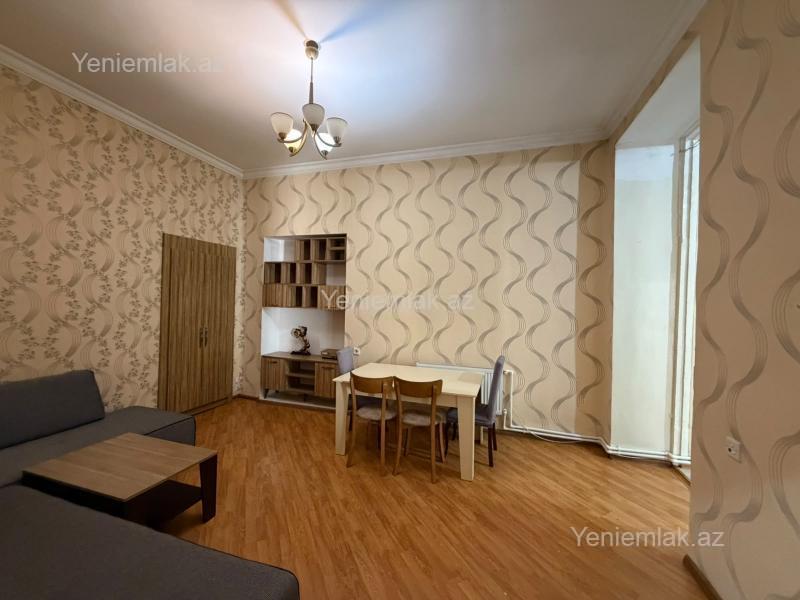 3-room old-build apartment for rent in Zabrat, 90 m², 450 AZN/mo, photo 4 / 5