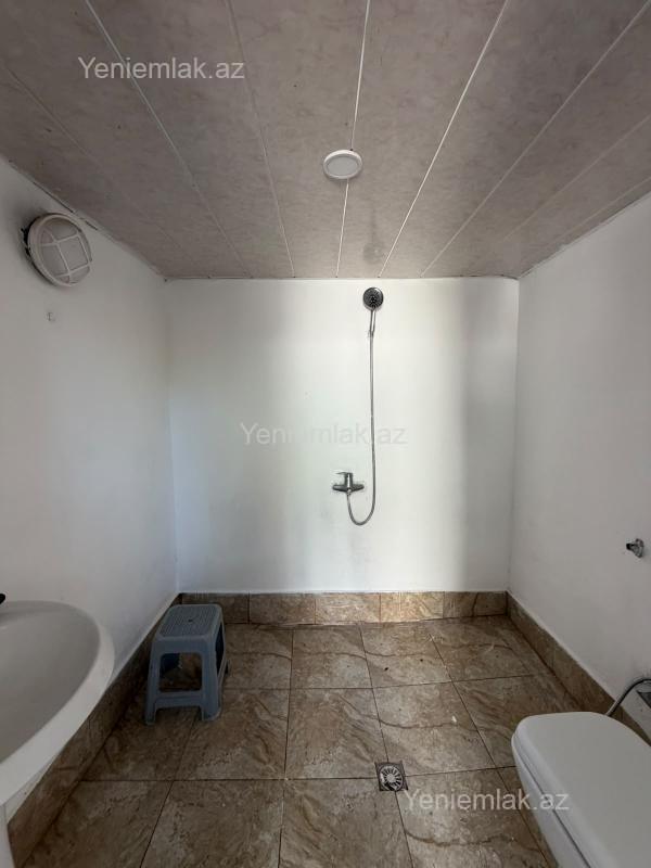 3-room old-build apartment for rent in Zabrat, 90 m², 450 AZN/mo, photo 5 / 5
