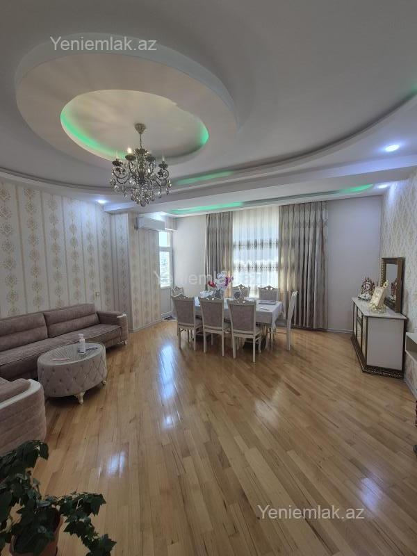 3 rooms · 139 m²