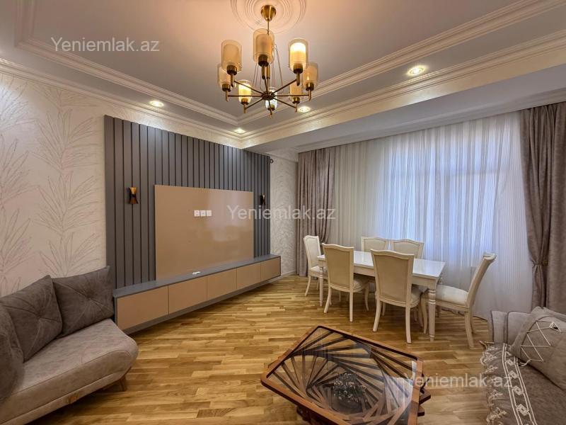 3 otaqlı mənzil, 105 m², 8-ci kilometr, 1 000 AZN