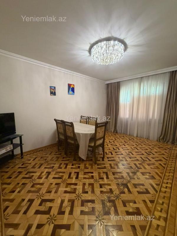3 otaqlı mənzil, 100 m², İçəri Şəhər, 900 AZN