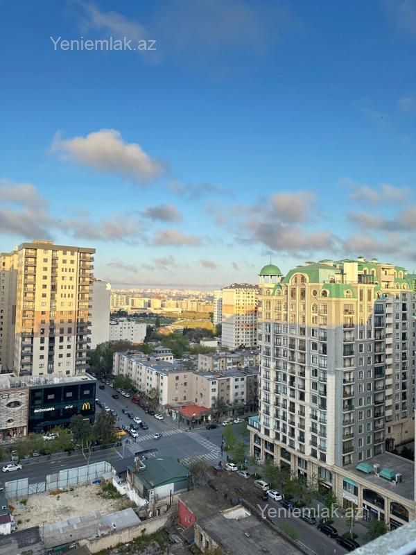 3-комн. · 170 m²