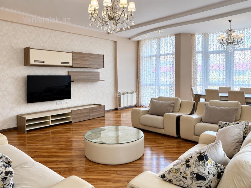 4 otaqlı mənzil, 180 m², Nizami, 2 000 AZN