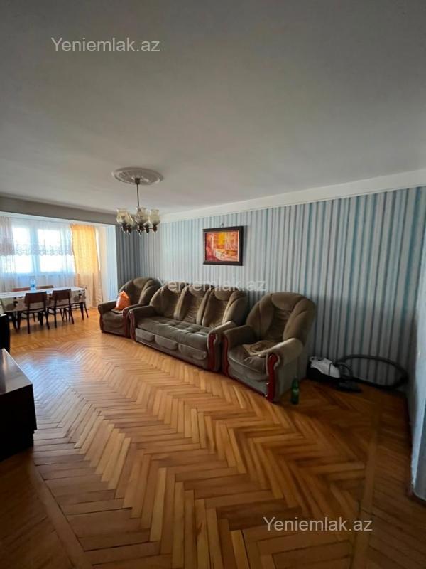 3 otaqlı mənzil, 105 m², Yasamal, 800 AZN