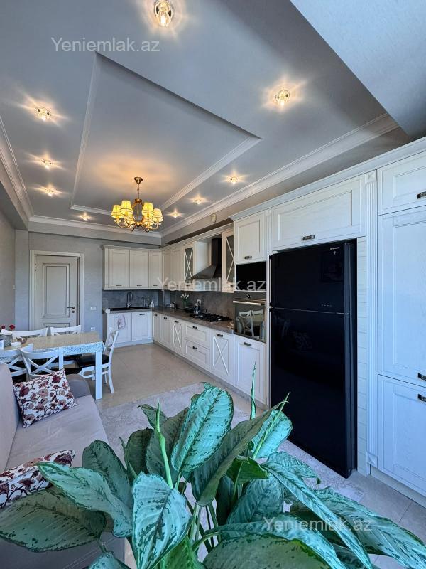 Продаётся 3-комнатная квартира в новостройке, Nizami, 175 м², 650 000 AZN, фото 2 / 12