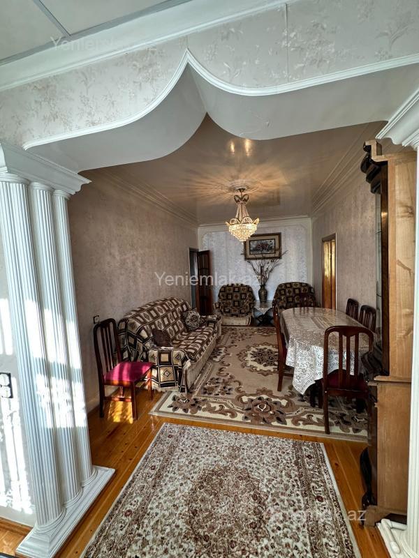 Əhmədlidə 5 otaqlı köhnə tikili mənzil satılır, 125 m², 240 000 AZN, şəkil 2 / 12