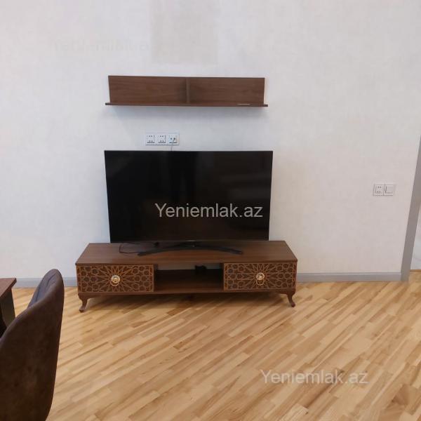 Təməl Park kompleksində 3 otaqlı yeni tikili mənzil kirayə verilir, 130 m², 2 000 AZN/ay, şəkil 2 / 12
