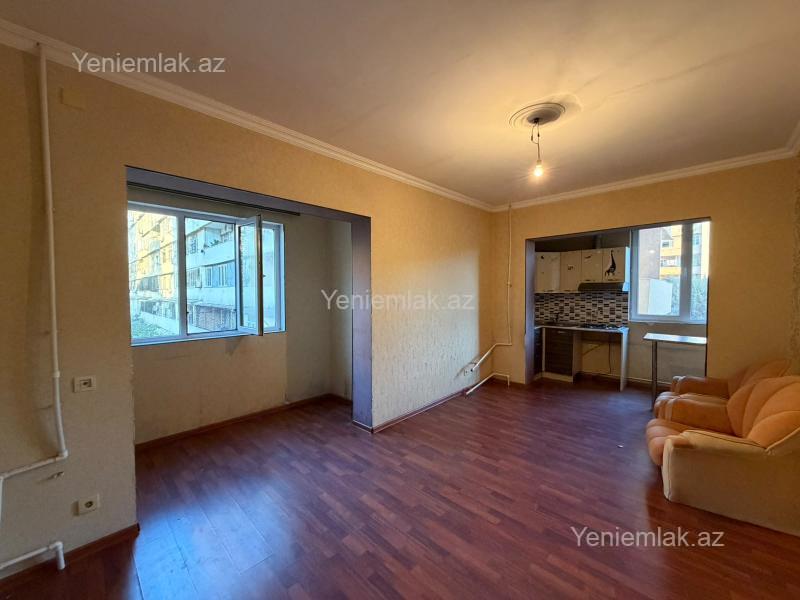 8-ci kilometrdə 2 otaqlı köhnə tikili mənzil satılır, 45 m², 139 500 AZN, şəkil 3 / 8