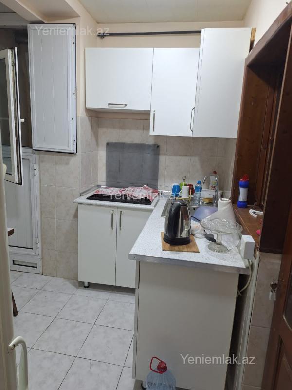 8 Noyabrda 3 otaqlı köhnə tikili mənzil kirayə verilir, 50 m², 600 AZN/ay, şəkil 3 / 12