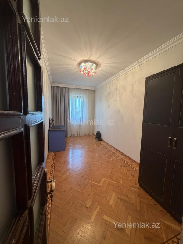 İçəri Şəhərdə 3 otaqlı köhnə tikili mənzil kirayə verilir, 100 m², 900 AZN/ay, şəkil 3 / 8