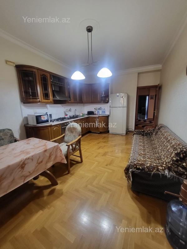 Сдаётся 4-комнатная квартира в новостройке, Nizami, 162 м², 1 300 AZN/мес, фото 3 / 12
