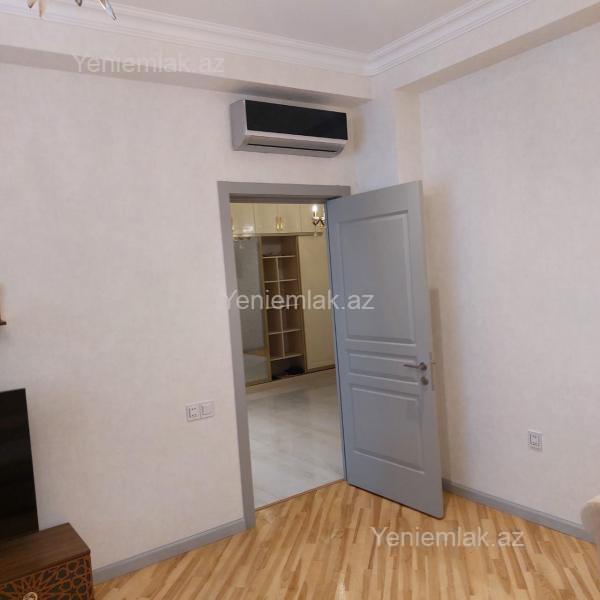 Təməl Park kompleksində 3 otaqlı yeni tikili mənzil kirayə verilir, 130 m², 2 000 AZN/ay, şəkil 3 / 12