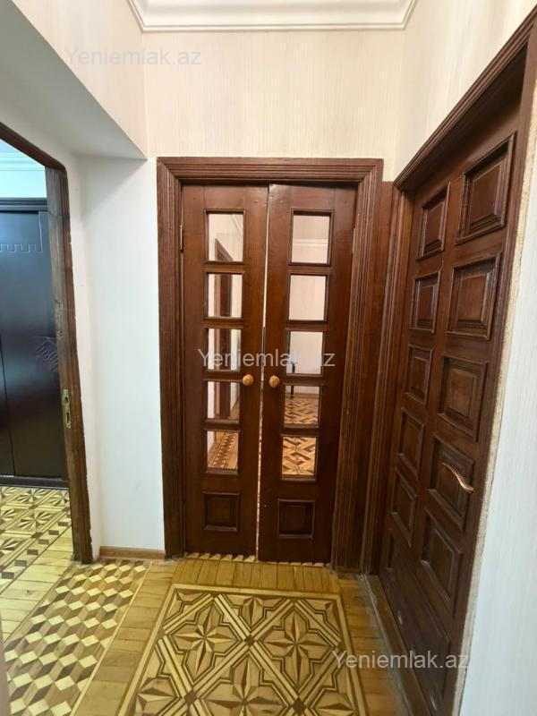 İçəri Şəhərdə 3 otaqlı köhnə tikili mənzil kirayə verilir, 100 m², 900 AZN/ay, şəkil 4 / 8