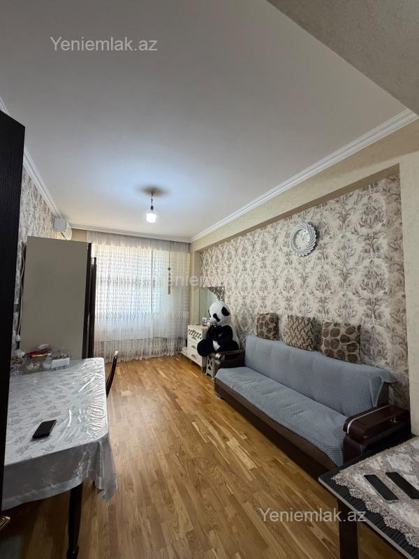 Bina evi menzil Satılır Sumqayıt 10-cu mikrorayon Sumqayıt şəhəri 10-cu mkr Kristal Abşeronda 16/11 mərtəbəsində sahəsi