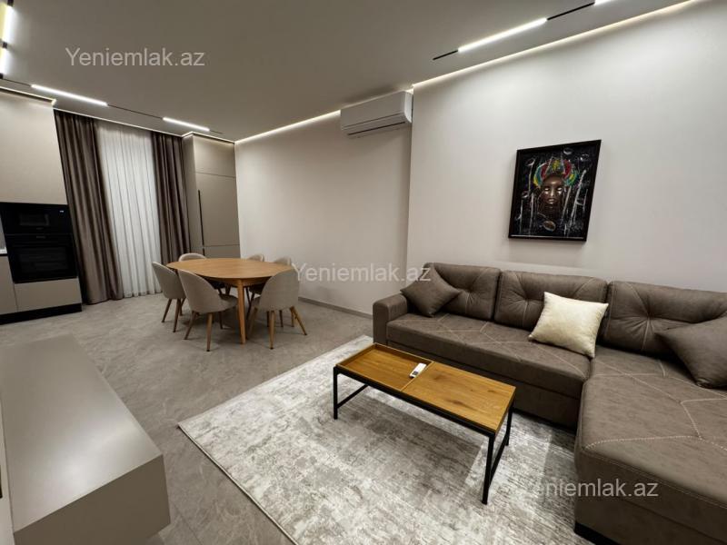 3 otaqlı mənzil, 100 m², 28 May, 2 500 AZN