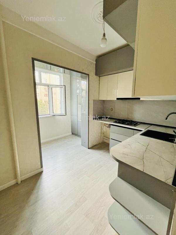 2 otaq · 60 m² · 4/9 mərtəbə, 8-ci kilometr