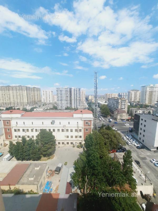 5 otaq · 200 m²