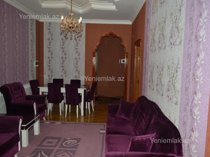 4 otaqlı mənzil, 150 m², İnşaatçılar, 1 000 AZN