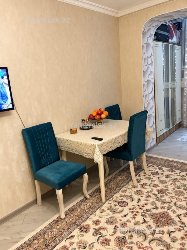 1 otaq · 43 m² · 2/5 mərtəbə, Neftçilər
