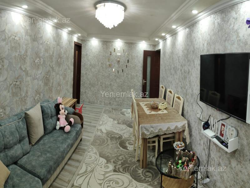 4 otaq · 96 m² · 5/9 mərtəbə, 8-ci kilometr
