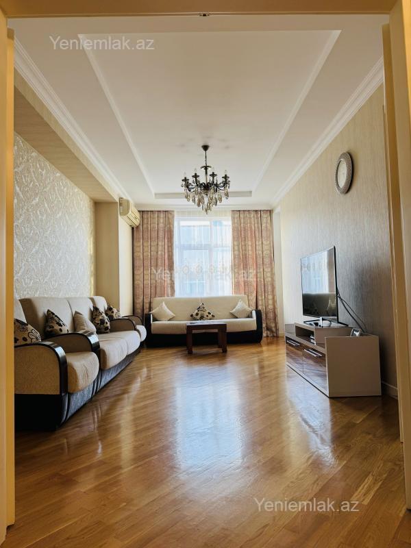 3 otaqlı mənzil, 130 m², 8-ci kilometr, 316 000 AZN