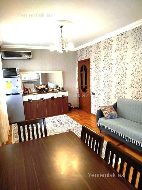 Bakıxanovda 2 otaqlı köhnə tikili mənzil satılır, 40 m², 109 000 AZN, şəkil 2 / 12