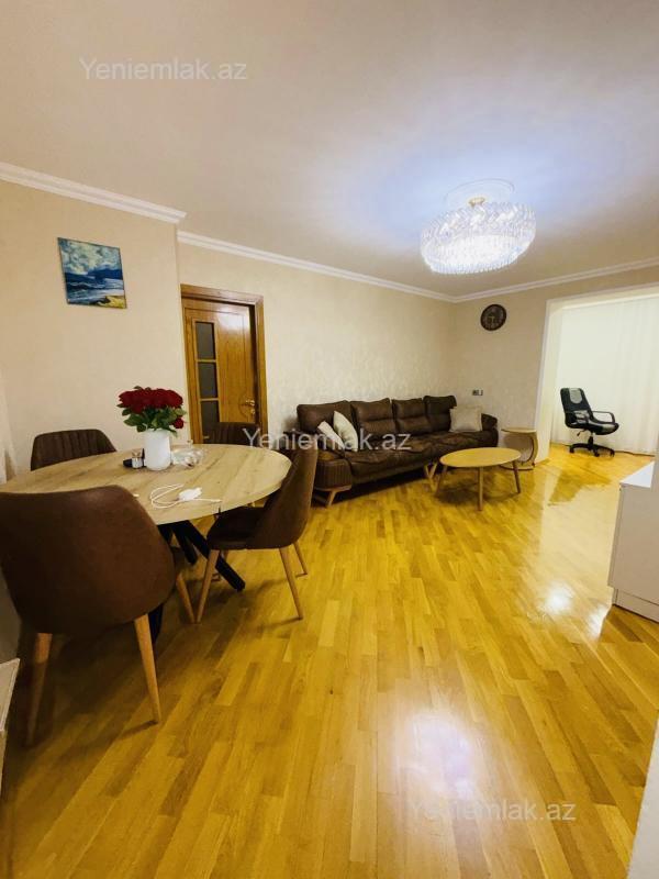 8-ci kilometrdə 3 otaqlı köhnə tikili mənzil satılır, 75 m², 220 000 AZN, şəkil 2 / 12