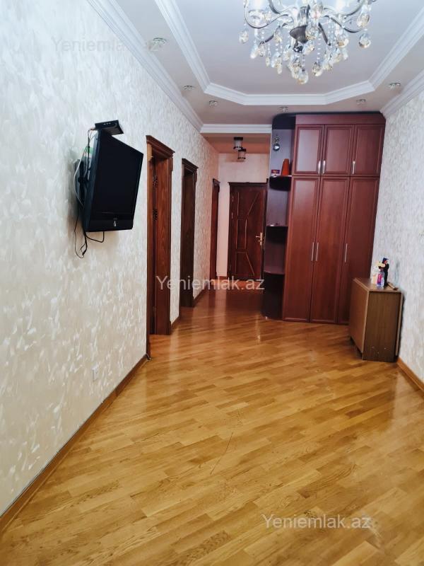 8-ci kilometrdə 3 otaqlı yeni tikili mənzil satılır, 123 m², 250 000 AZN, şəkil 2 / 12