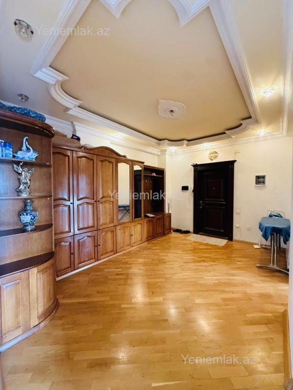 Продаётся 3-комнатная квартира в новостройке, 8-ci kilometr, 133 м², 299 000 AZN, фото 2 / 12