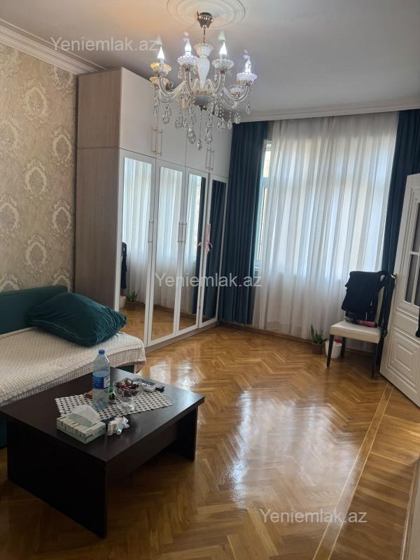 Продаётся 2-комнатная квартира в старом фонде, 5-ci mikrorayon, 35 м², 134 000 AZN, фото 2 / 9