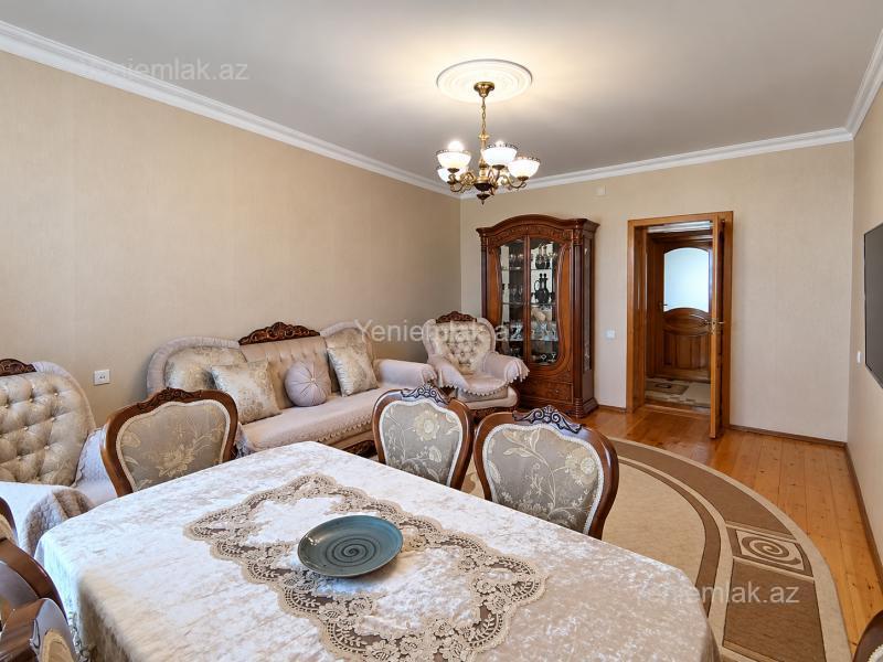 Ceyranbatanda 5 otaqlı köhnə tikili mənzil satılır, 110 m², 179 000 AZN, şəkil 2 / 12