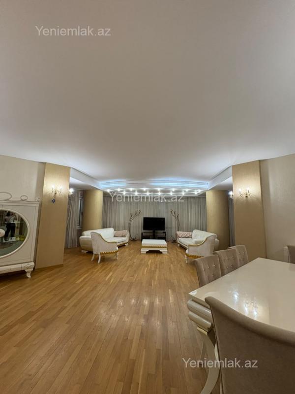 28 Mayda 4 otaqlı yeni tikili mənzil satılır, 200 m², 57 000 AZN, şəkil 2 / 12